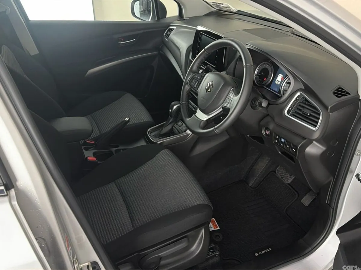 Suzuki SX4 SUV, Petrol, 2025, Grey