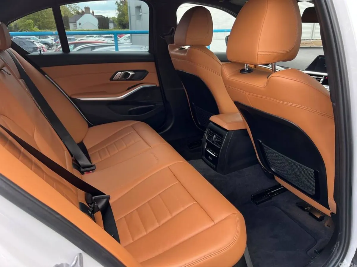 BMW 3-Series Saloon, Petrol Plug-in Hybrid, 2020, White