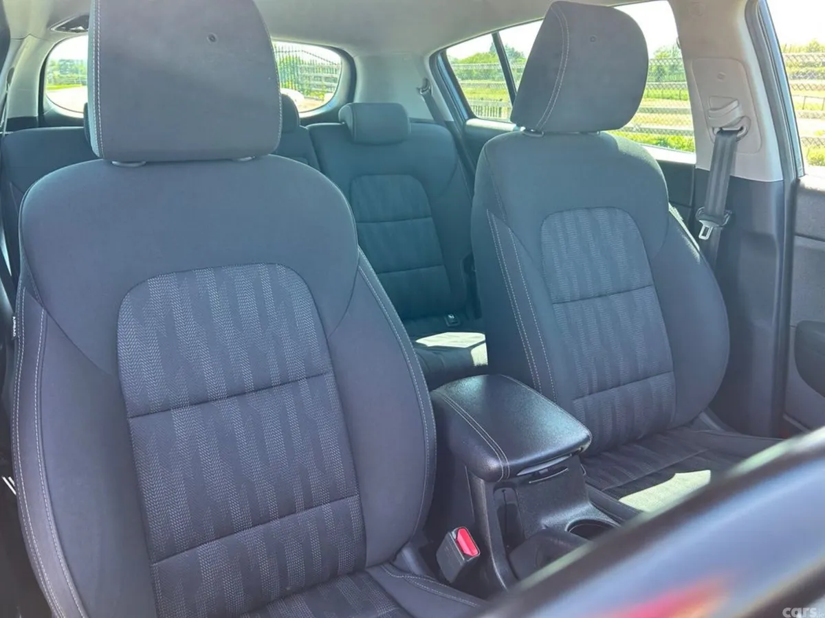 Kia Sportage SUV, Diesel Hybrid, 2020, Grey