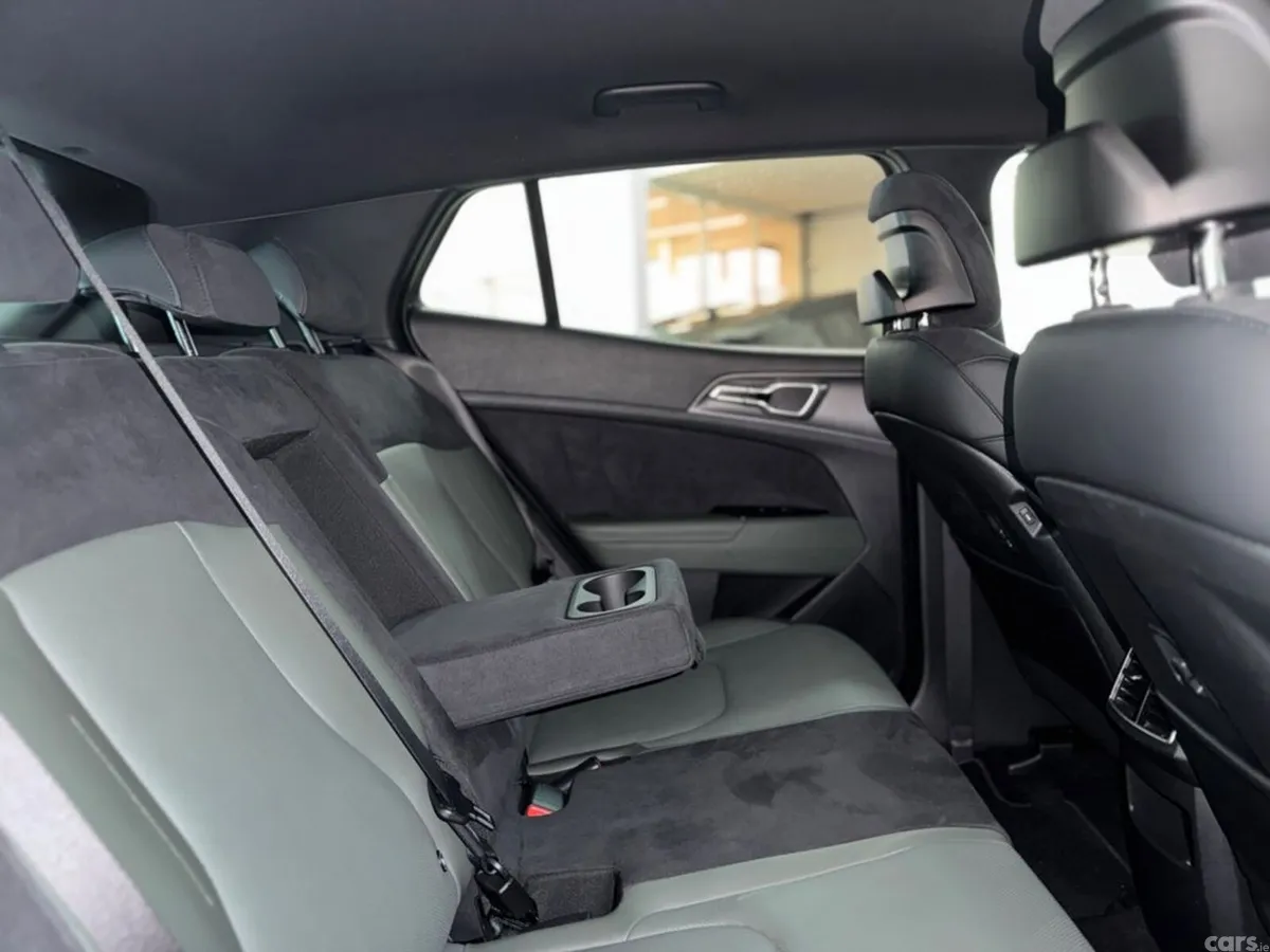 Kia Sportage MPV, Petrol Hybrid, 2025, Grey
