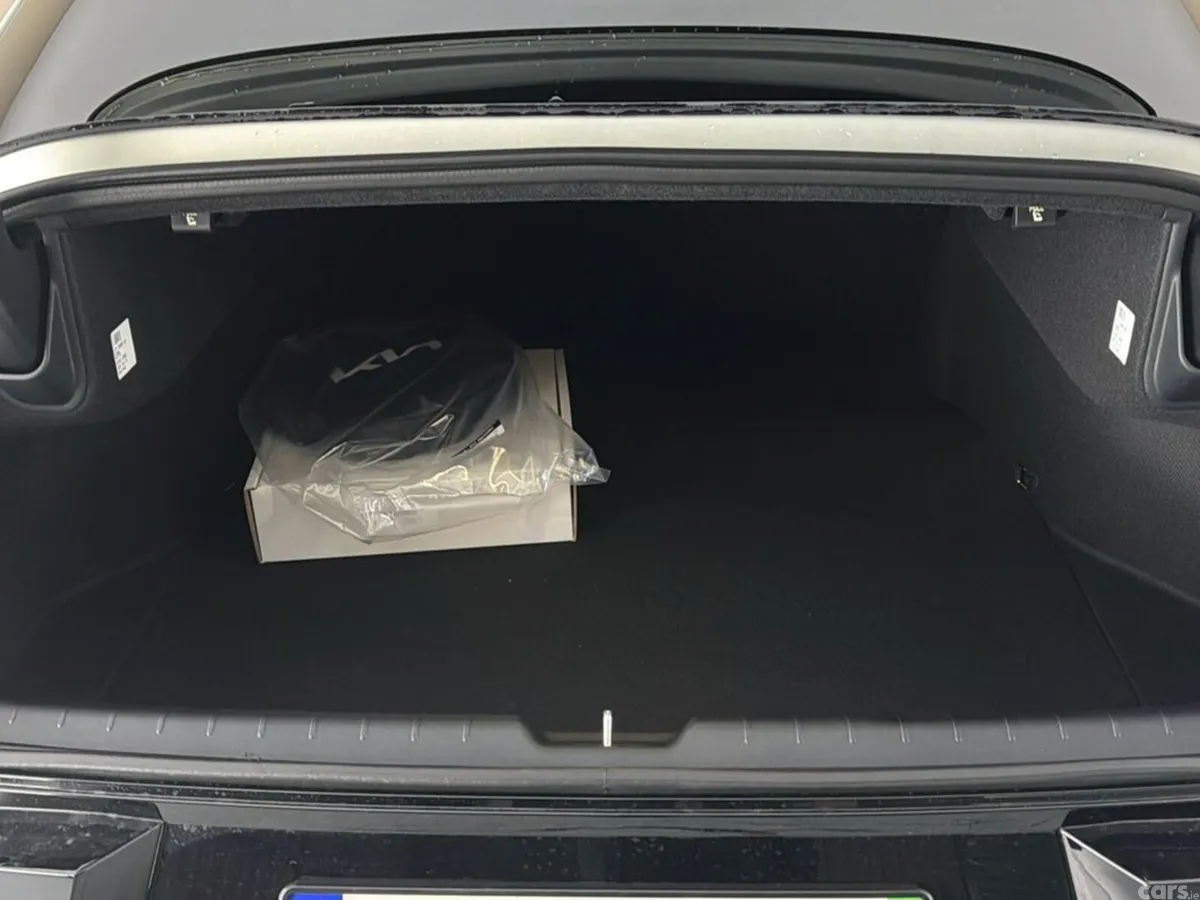 Kia EV4 Saloon, Electric, 2026, Silver