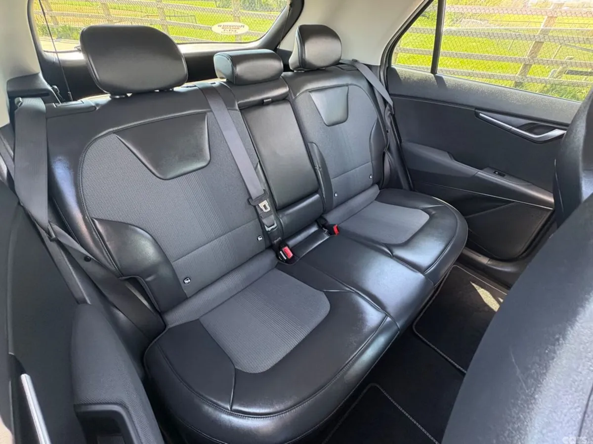 Kia e-Niro Hatchback, Electric, 2023, Blue