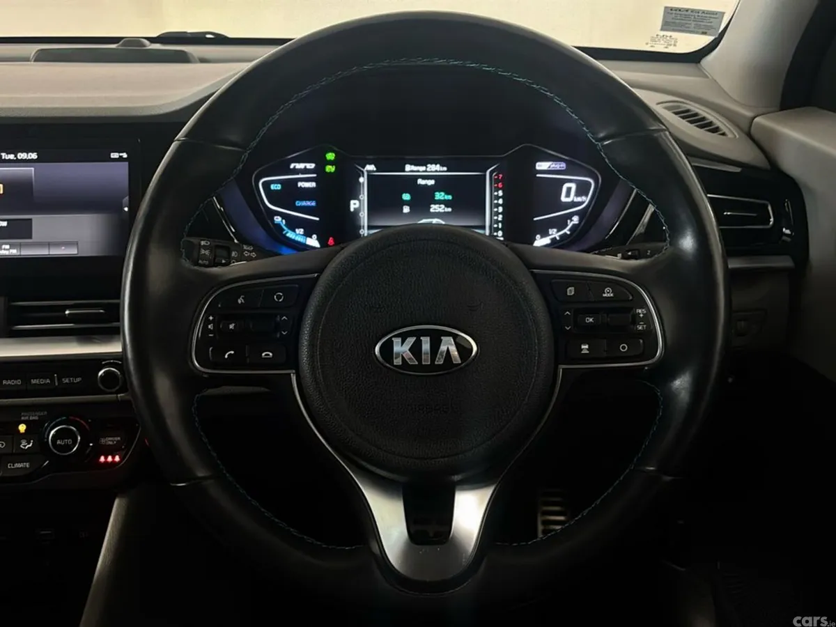 Kia Niro Estate, Petrol Plug-in Hybrid, 2021, Grey
