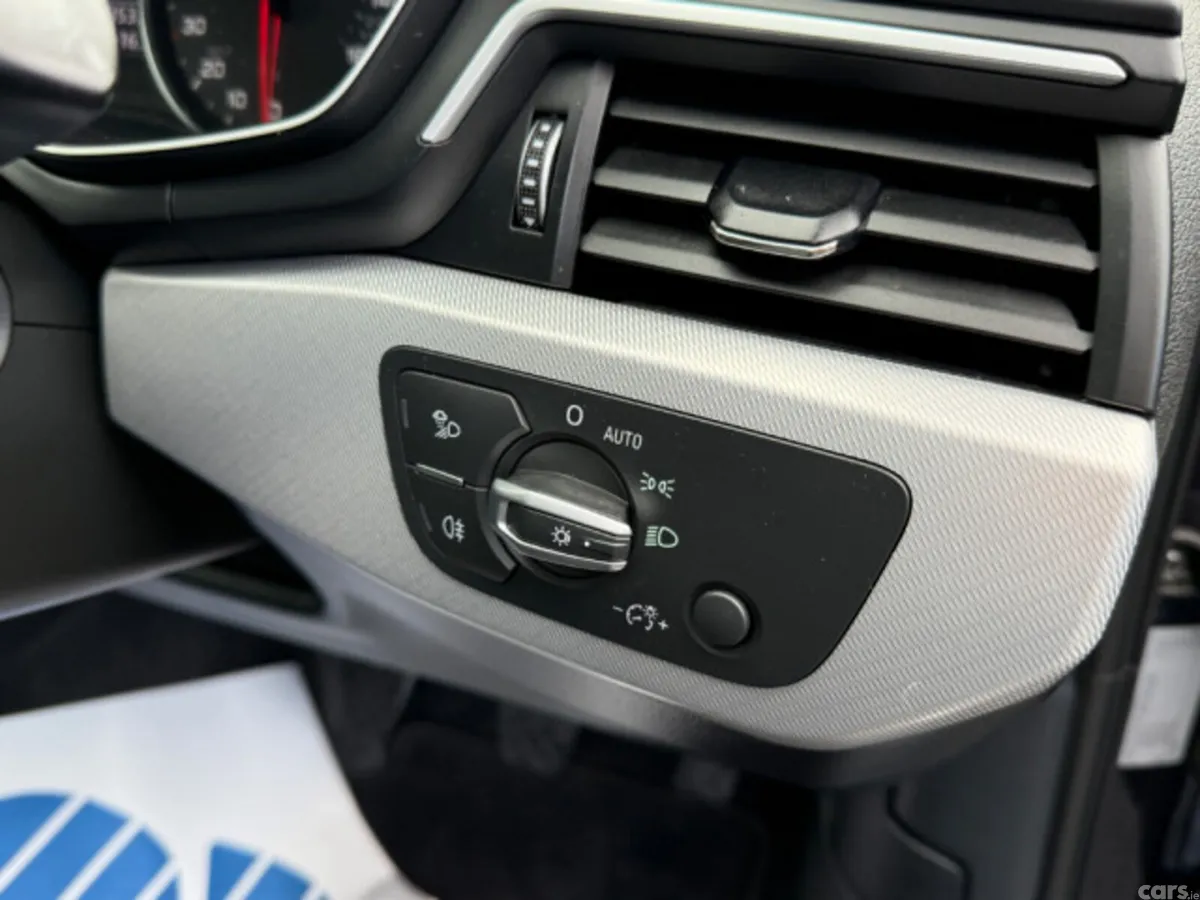 Audi A4 Saloon, Diesel, 2018, Blue