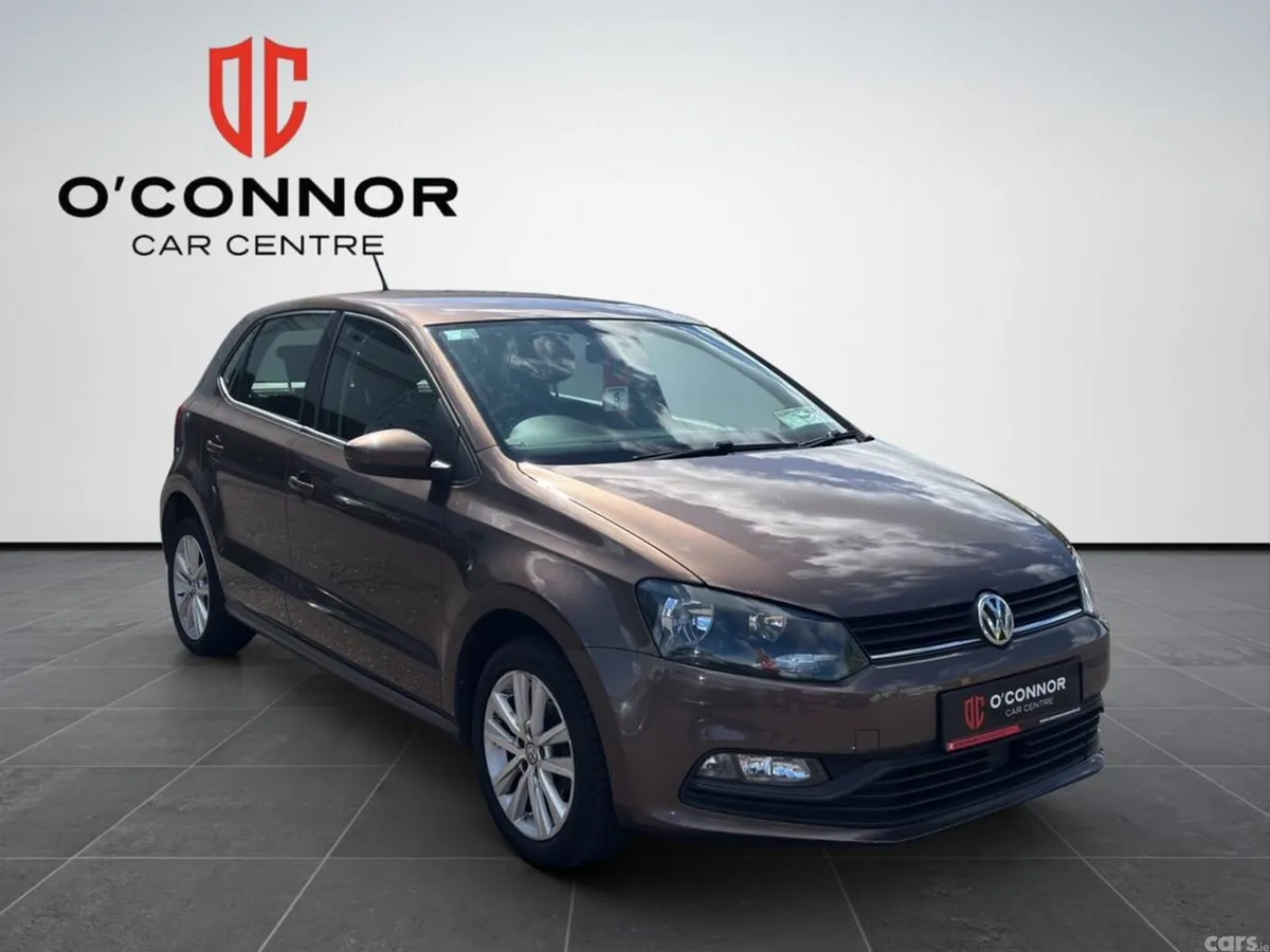 Volkswagen Polo Hatchback, Petrol, 2015, Brown