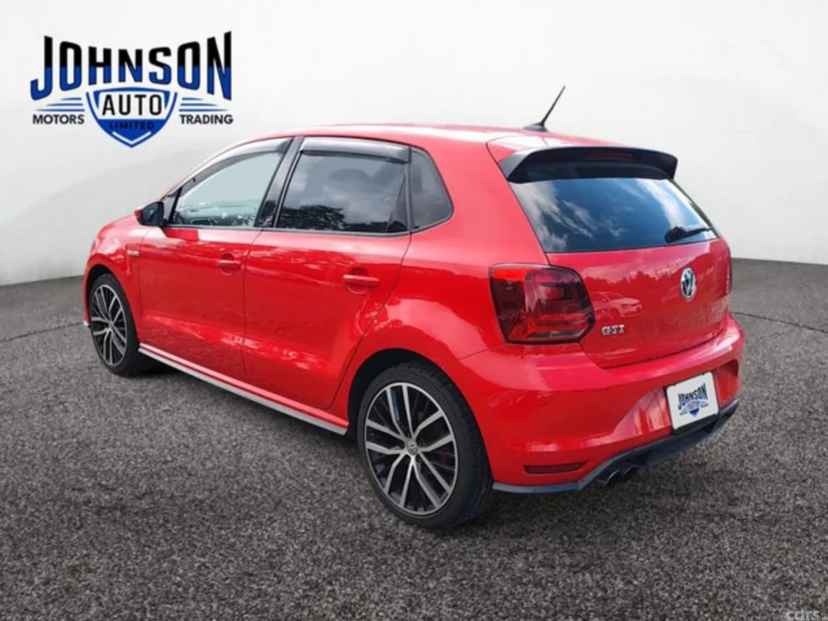 Volkswagen Polo Hatchback, Petrol, 2015, Red