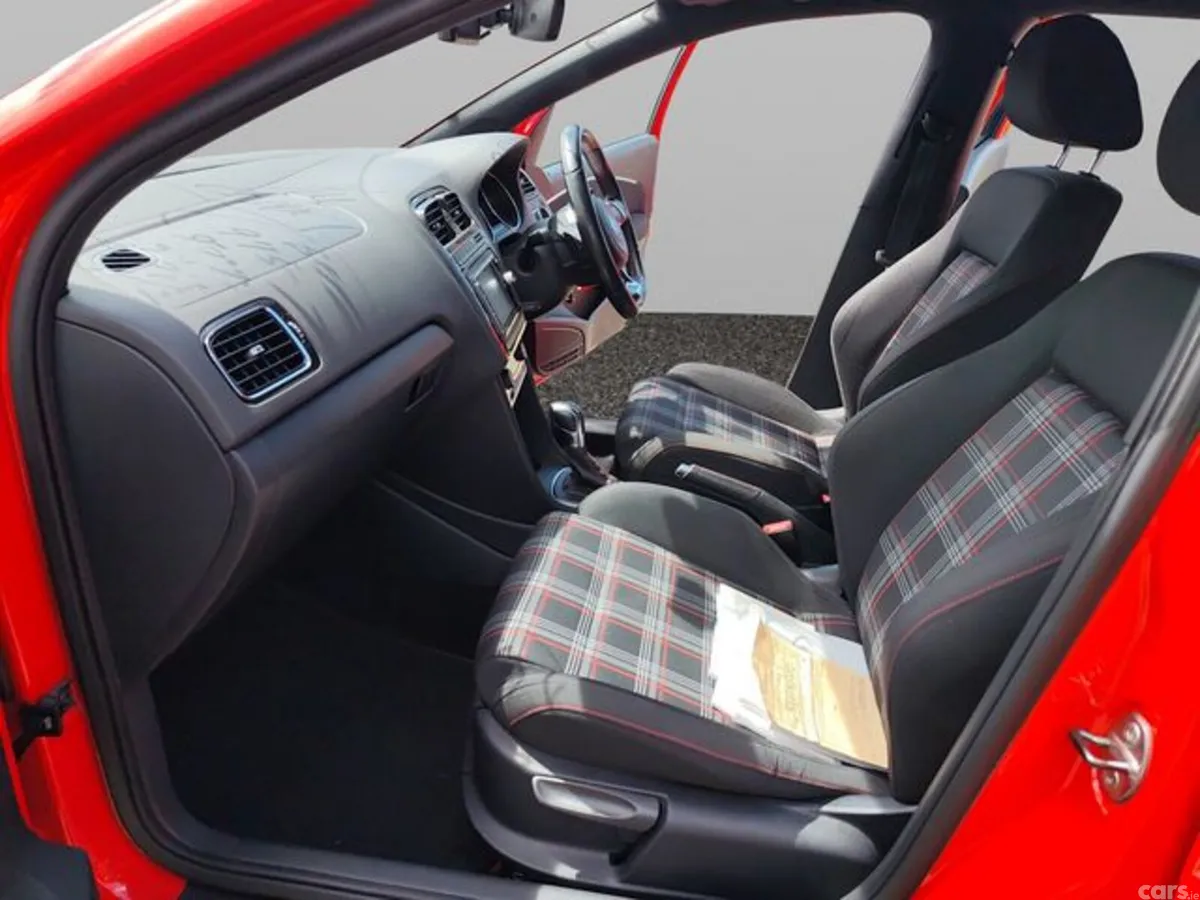 Volkswagen Polo Hatchback, Petrol, 2015, Red