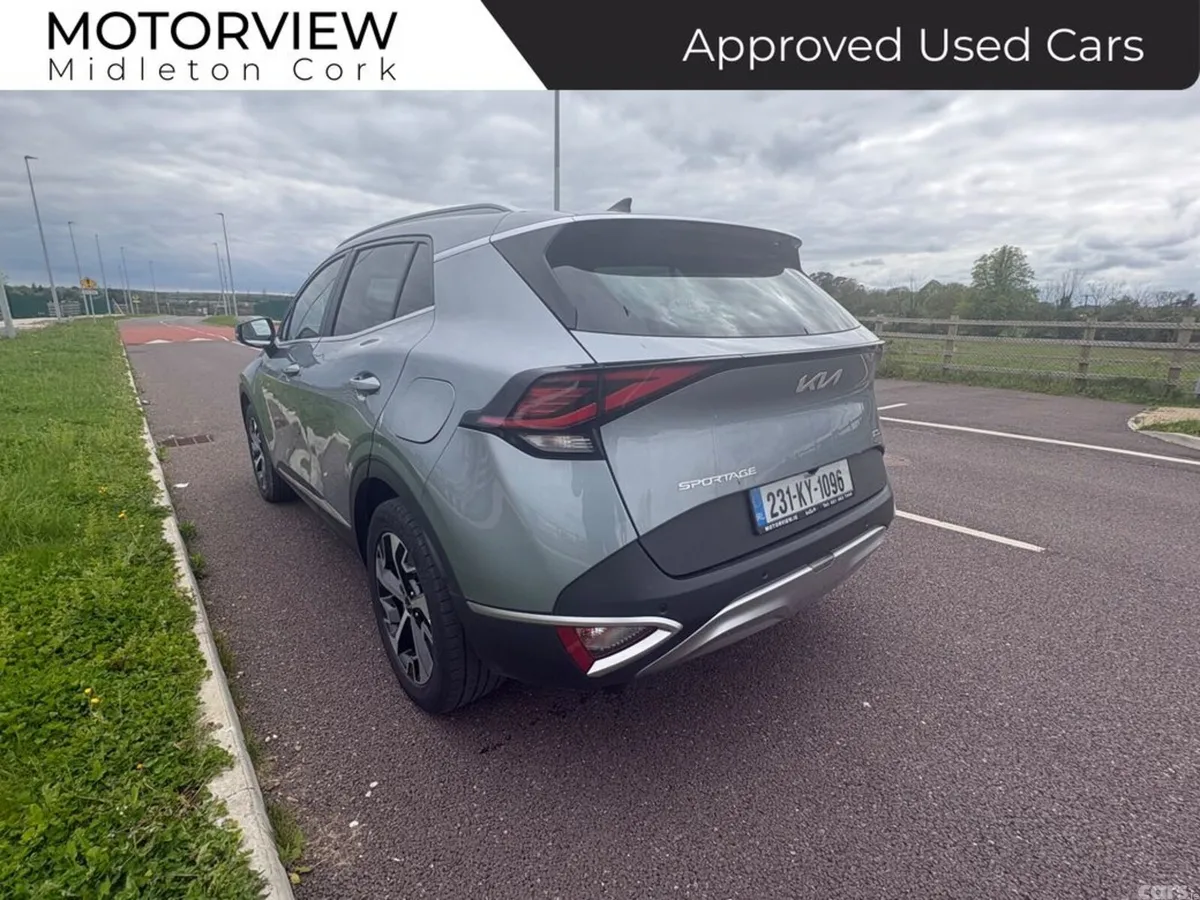 Kia Sportage SUV, Petrol Hybrid, 2023, Grey