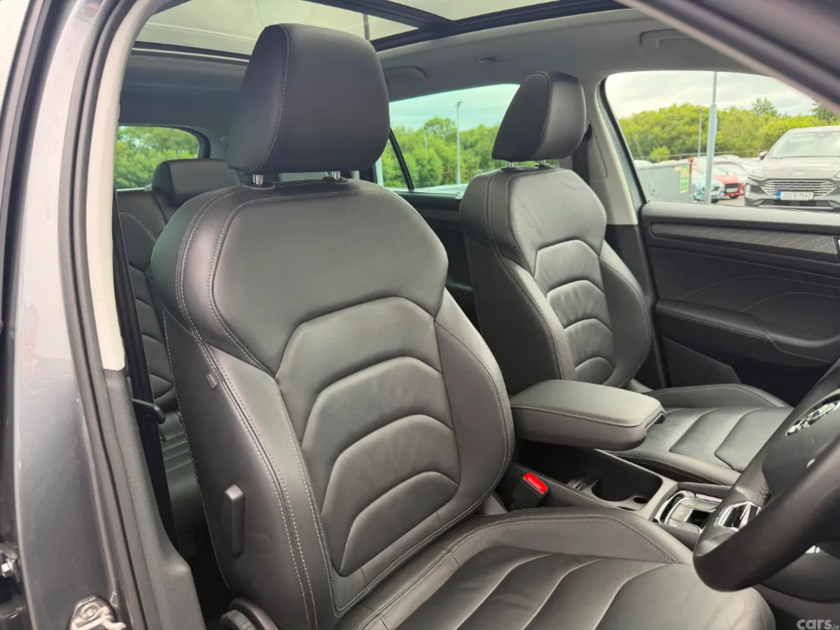 Skoda Kodiaq MPV, Diesel, 2022, Grey