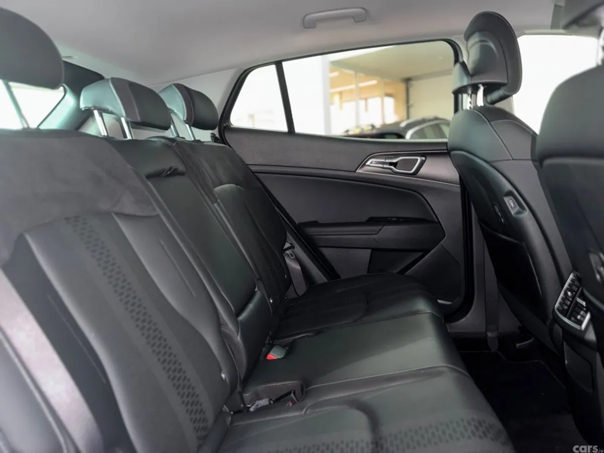 Kia Sportage MPV, Diesel Hybrid, 2025, Grey
