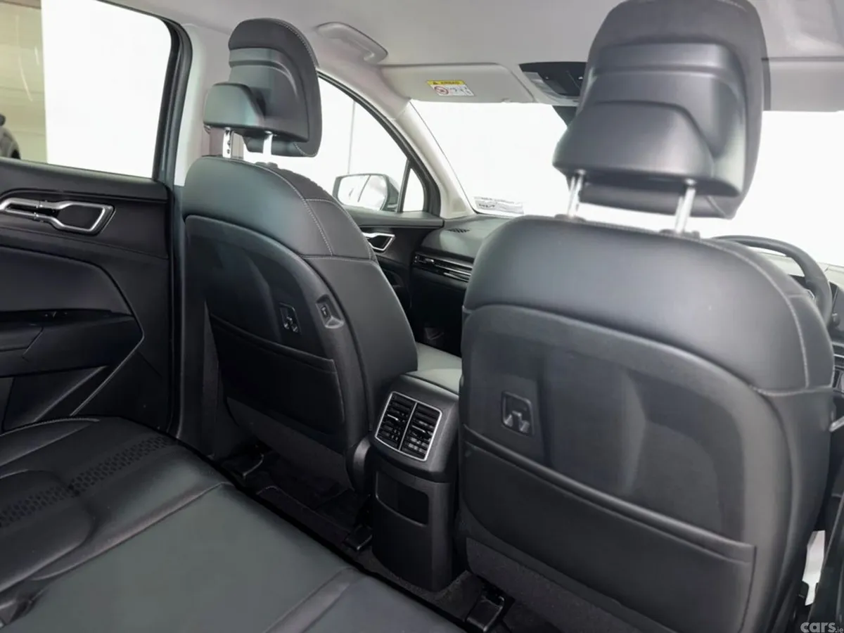 Kia Sportage MPV, Diesel Hybrid, 2025, Grey