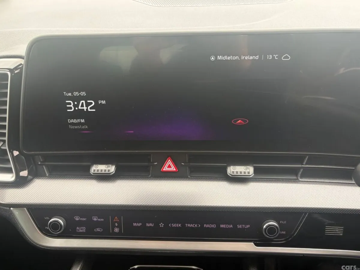 Kia Sportage SUV, Petrol Hybrid, 2023, Grey