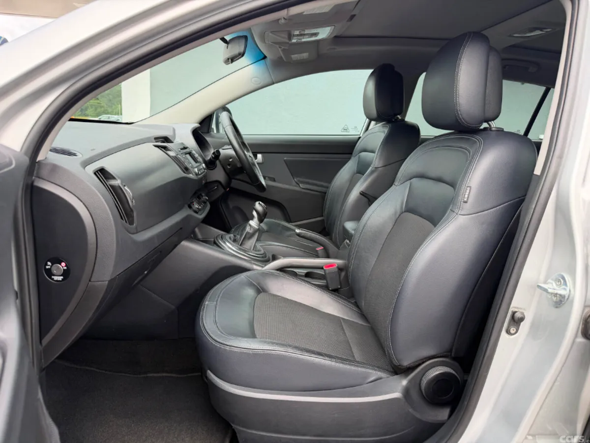 Kia Sportage MPV, Diesel, 2012, Silver