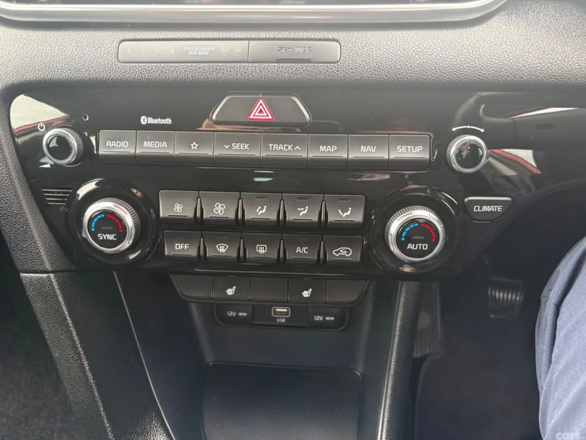 Kia Sportage SUV, Diesel, 2019, Red