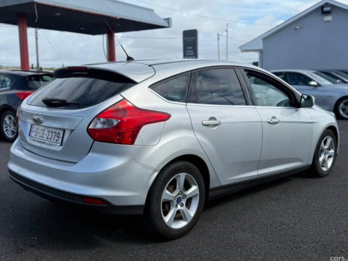 Ford Focus Hatchback, Diesel, 2015, Silver