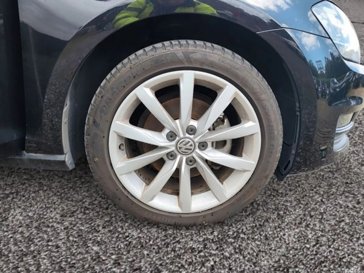 Volkswagen Golf Estate, Petrol, 2017, Black