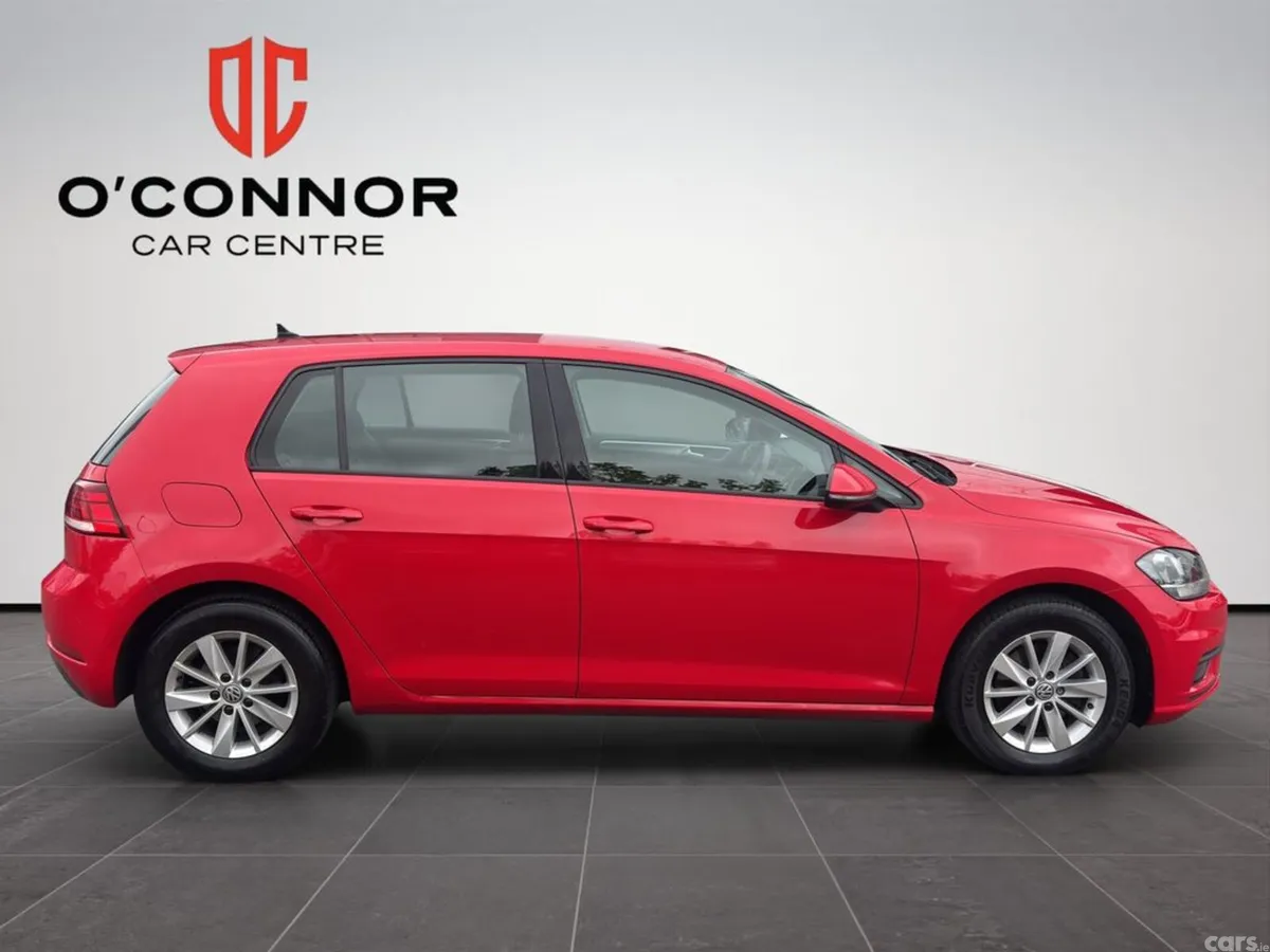Volkswagen Golf Estate, Diesel, 2019, Red