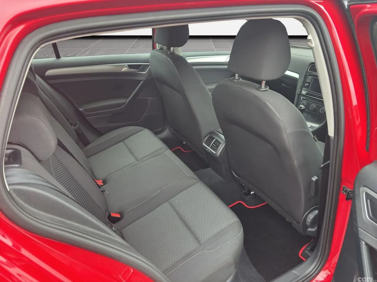 Volkswagen Golf Estate, Diesel, 2019, Red