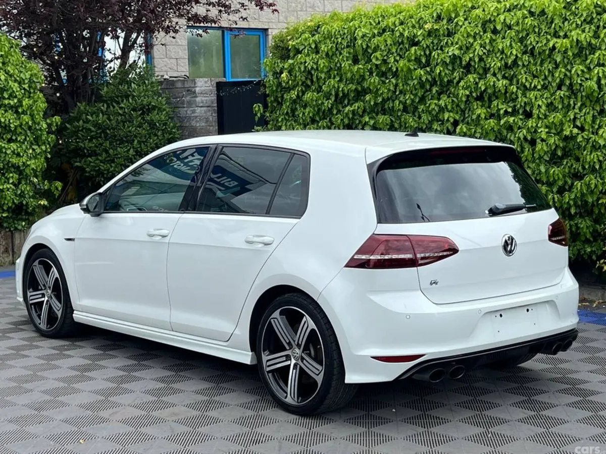 Volkswagen Golf Hatchback, Petrol, 2014, White