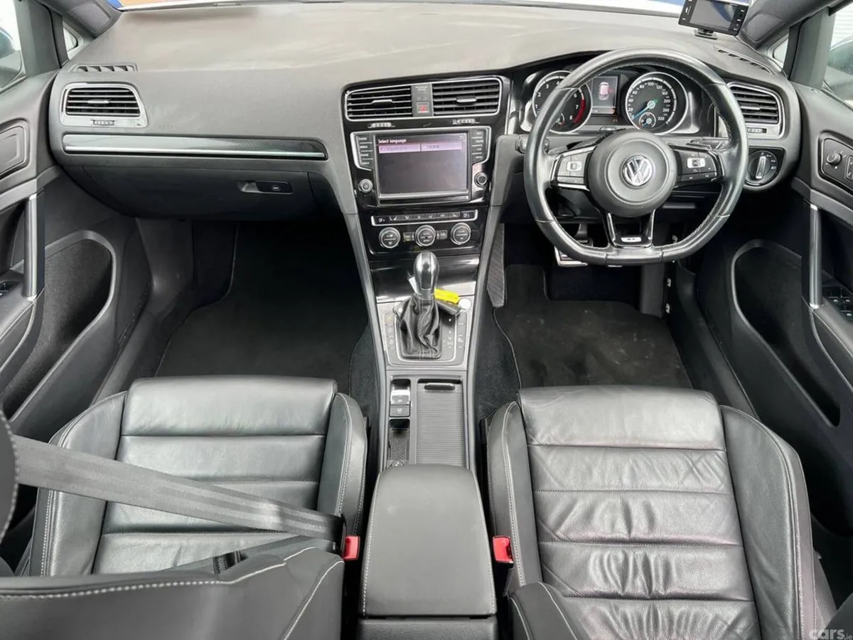 Volkswagen Golf Hatchback, Petrol, 2014, White