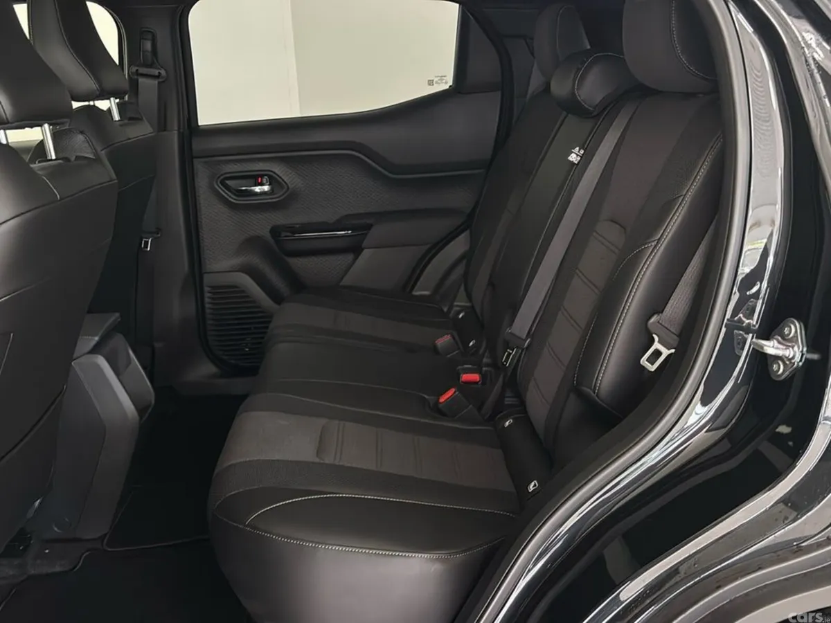 Suzuki Vitara Hatchback, Electric, 2026, Black