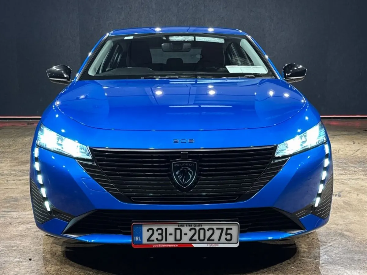 Peugeot 308 Hatchback, Diesel, 2023, Blue