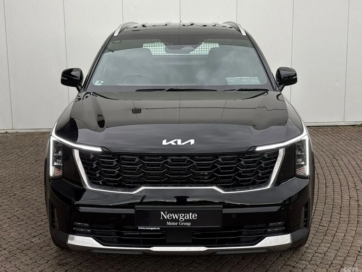 Kia Sorento Van, Diesel, 2027, Black