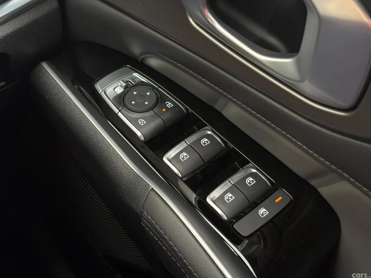 Kia Sorento Van, Diesel, 2027, Black