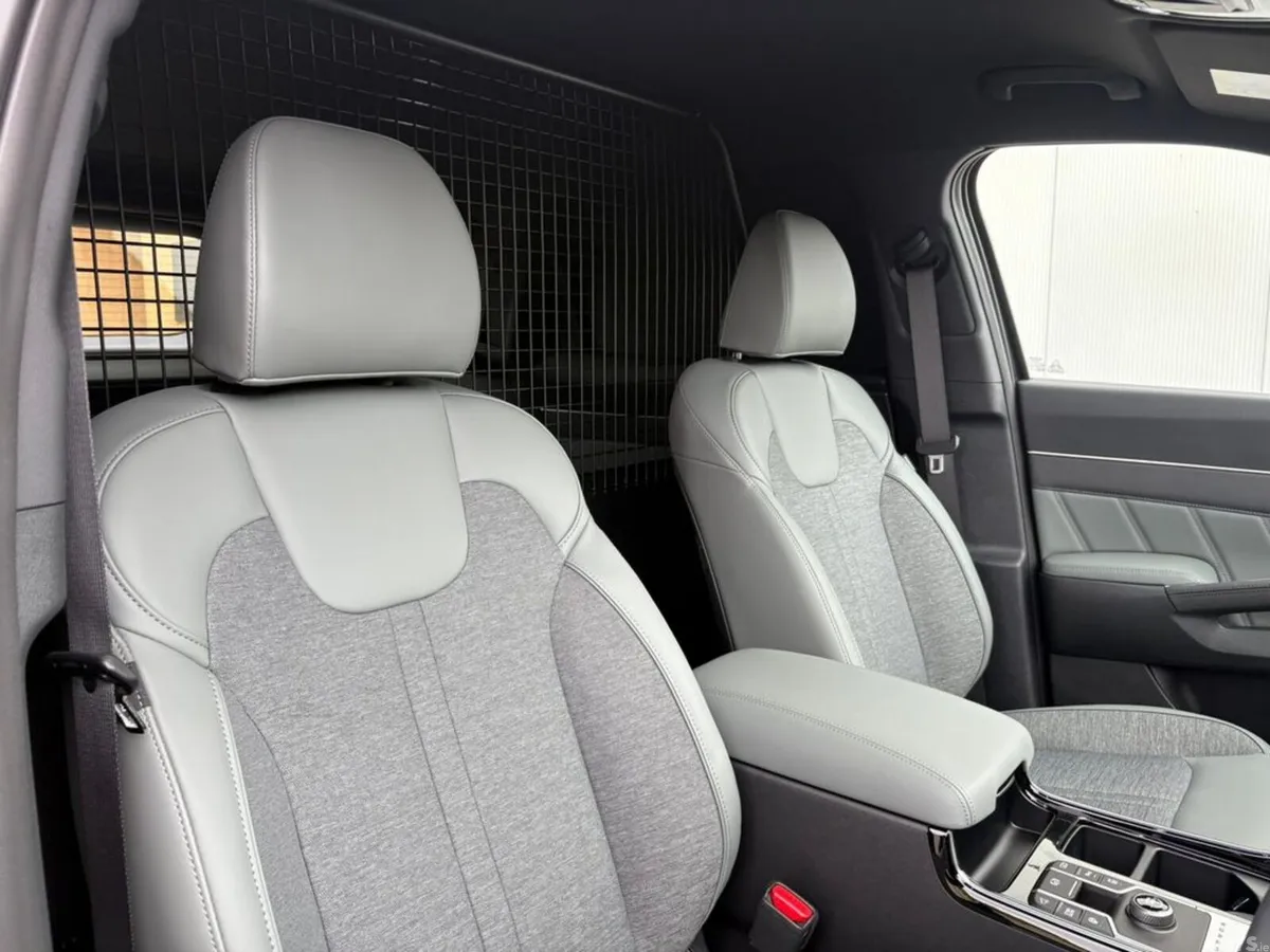 Kia Sorento Van, Diesel, 2027, Black
