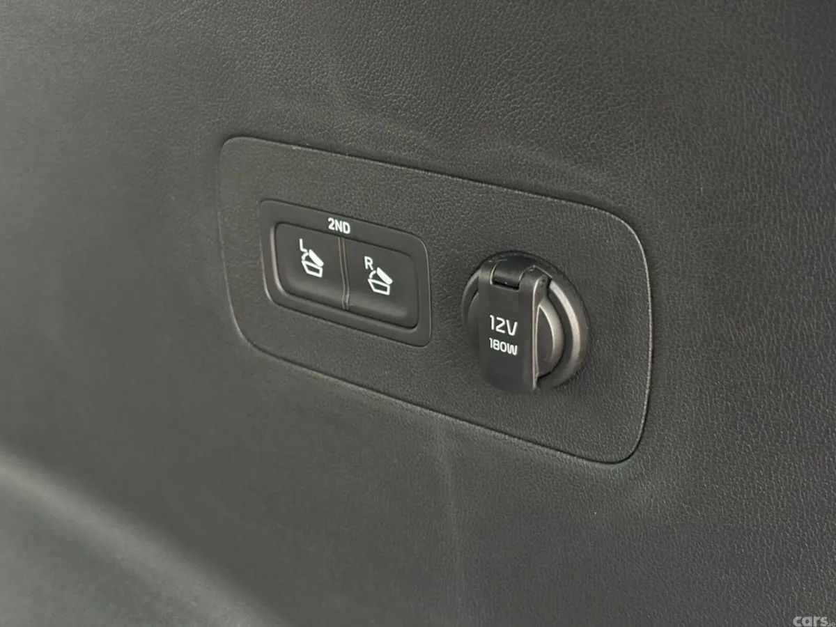 Kia Sorento Van, Diesel, 2027, Black