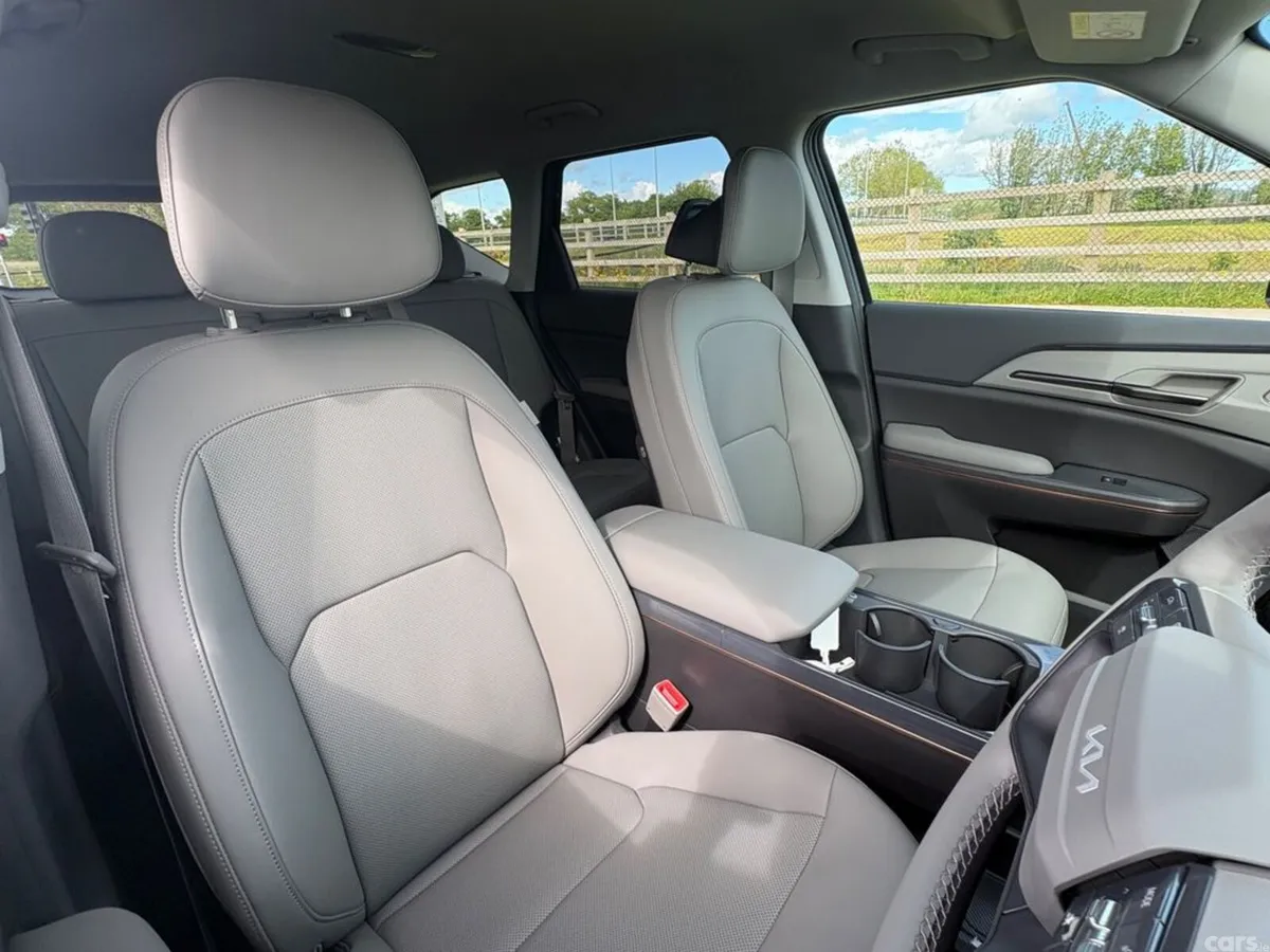 Kia EV5 SUV, Electric, 2027, Black