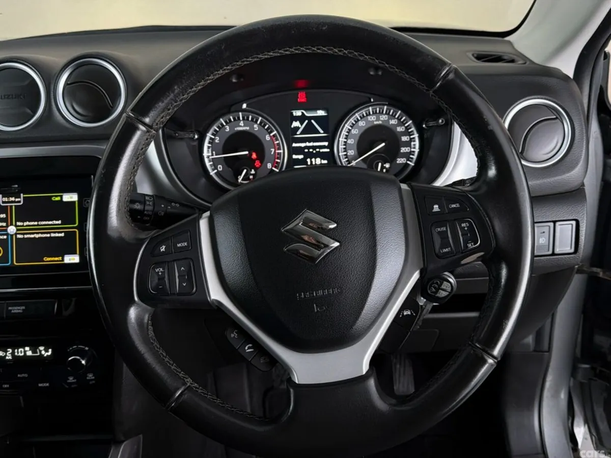 Suzuki Vitara SUV, Petrol, 2024, Grey
