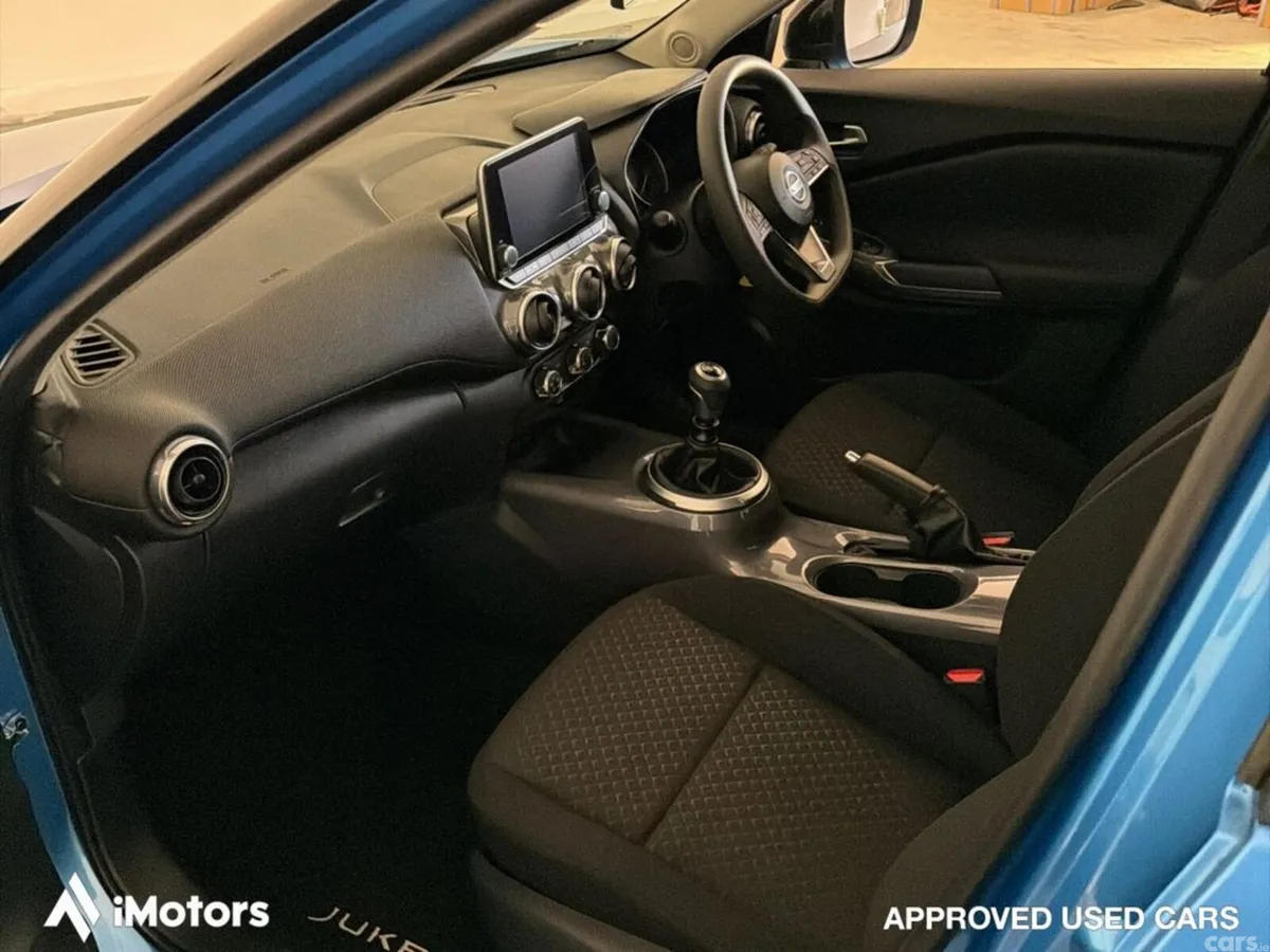 Nissan Juke SUV, Petrol, 2022, Blue