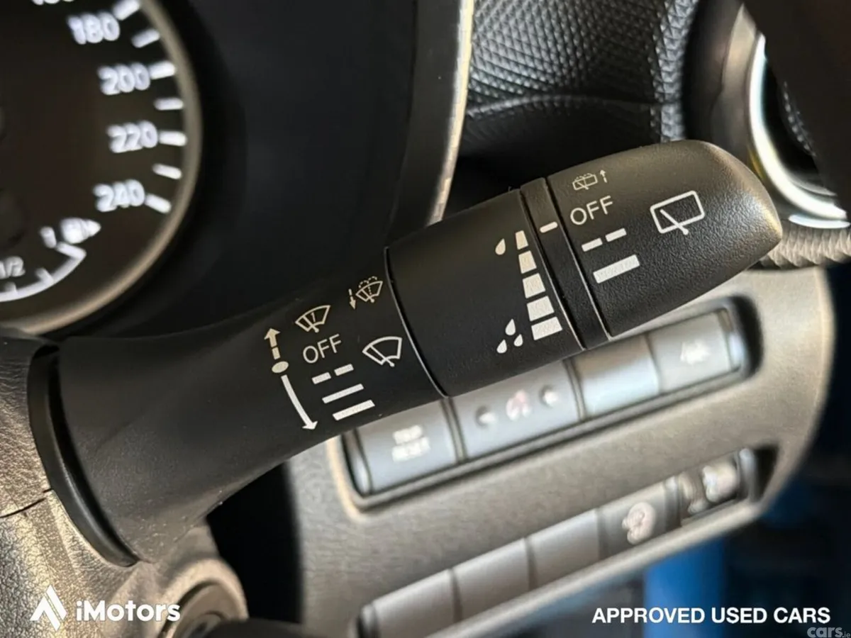 Nissan Juke SUV, Petrol, 2022, Blue
