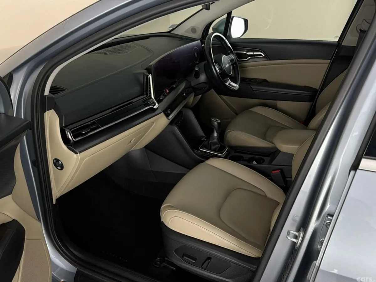 Kia Sportage SUV, Diesel, 2022, Grey