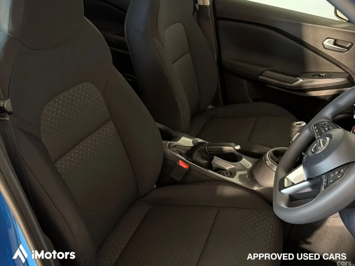 Nissan Juke SUV, Petrol, 2022, Blue