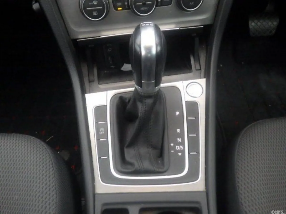 Volkswagen Golf Estate, Petrol, 2016, Black