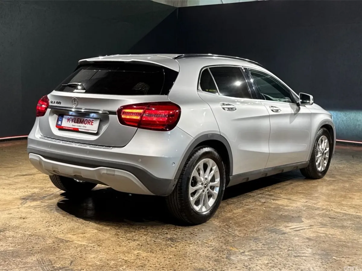 Mercedes-Benz GLA SUV, Petrol, 2019, Silver