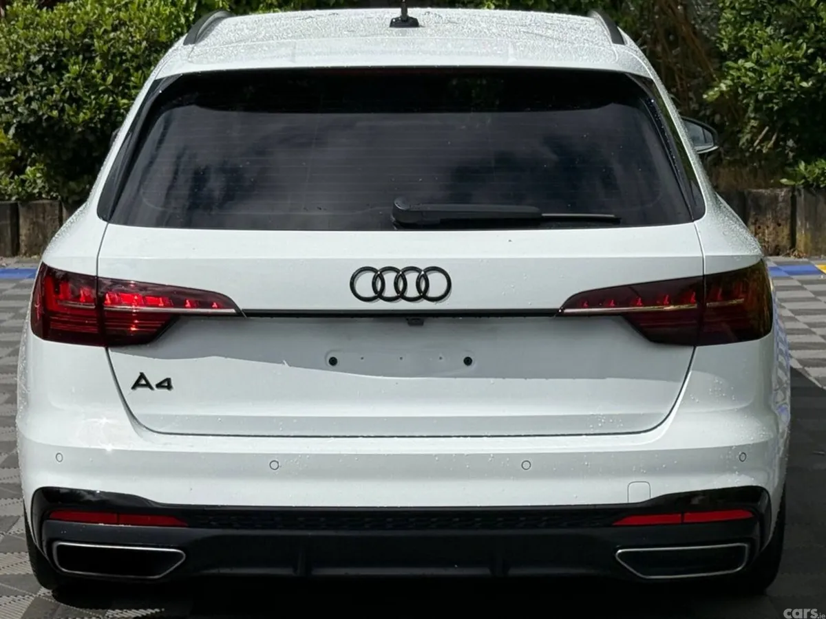 Audi A4 Estate, Diesel, 2023, White