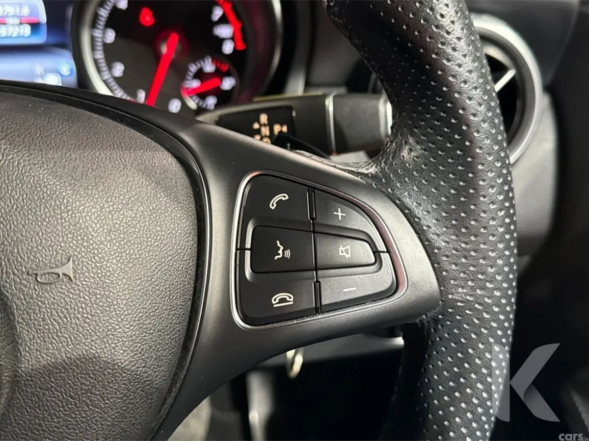Mercedes-Benz GLA SUV, Petrol, 2019, Silver