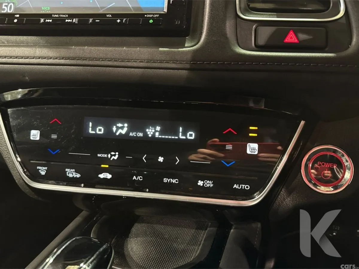 Honda Vezel SUV, Petrol Hybrid, 2021, White