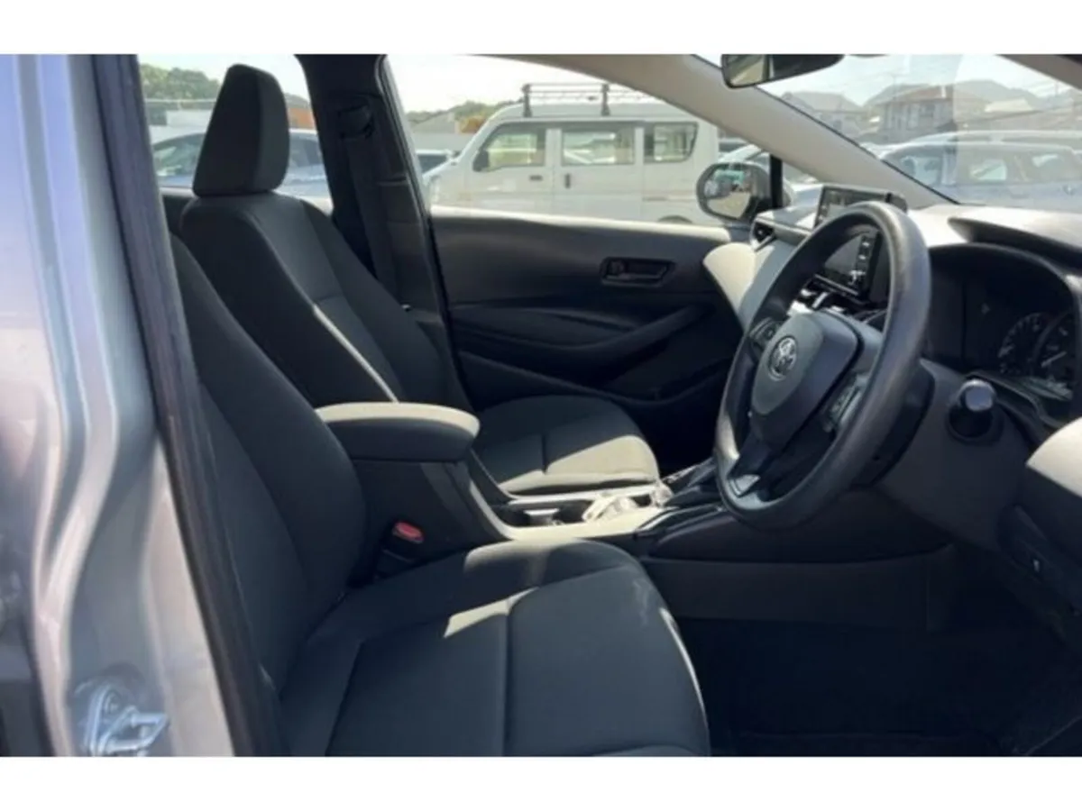 Toyota Corolla Hatchback, Petrol Hybrid, 2020, Silver