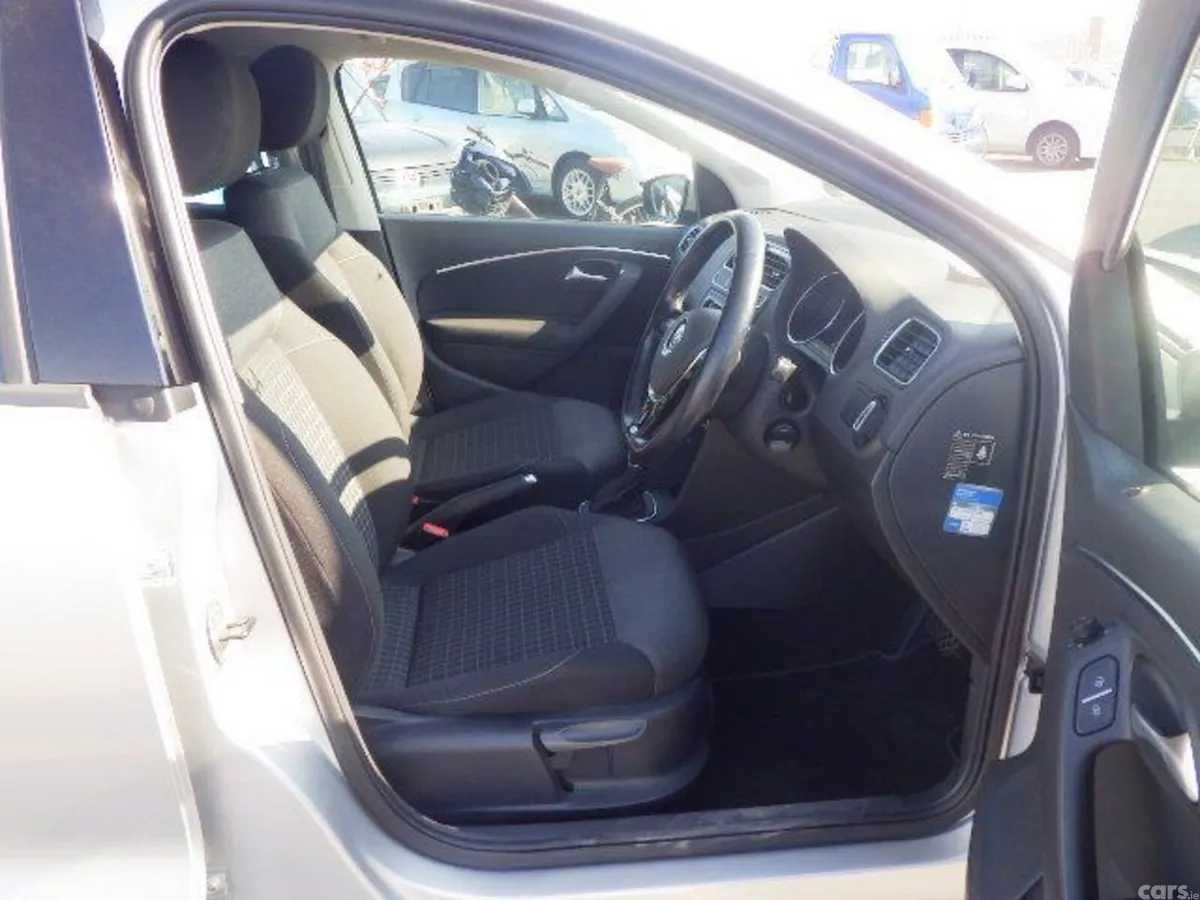 Volkswagen Polo Hatchback, Petrol, 2017, Silver