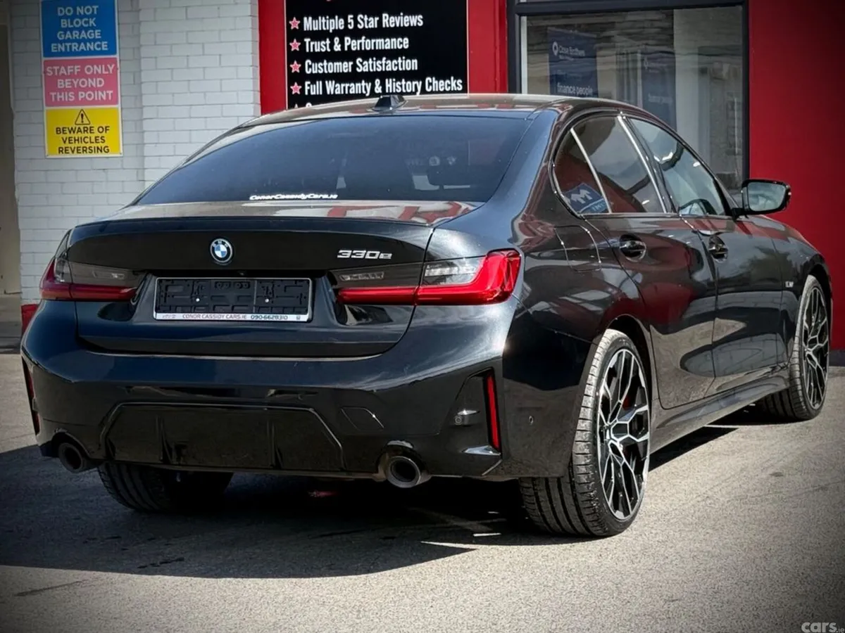 BMW 3-Series Saloon, Petrol Hybrid, 2023, Black