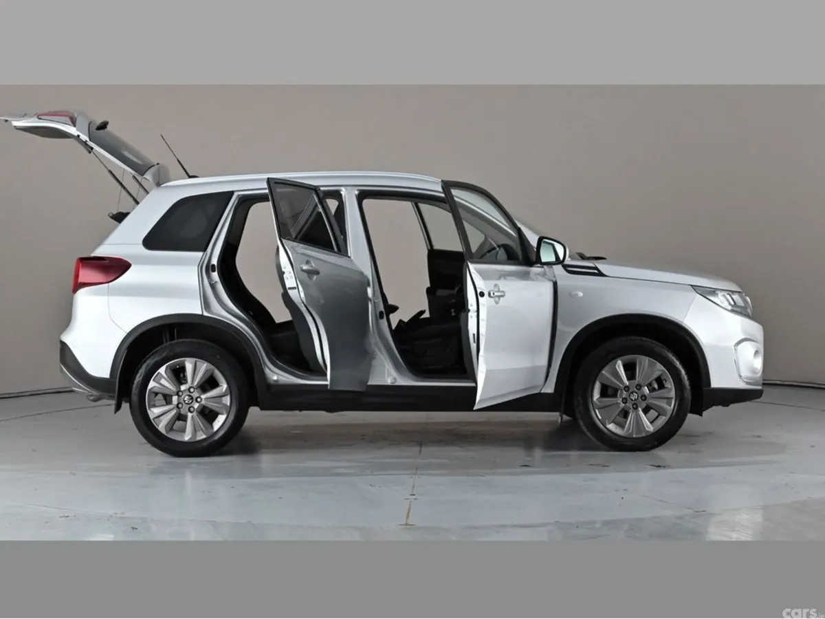 Suzuki Vitara SUV, Petrol, 2024, Grey