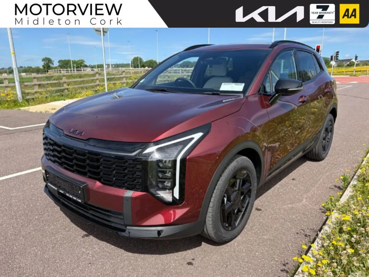 Kia Sportage SUV, Petrol Hybrid, 2027, Red