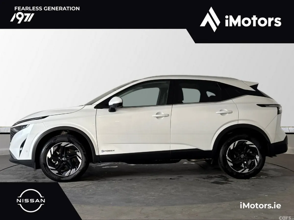 Nissan Qashqai SUV, Petrol Hybrid, 2027, White