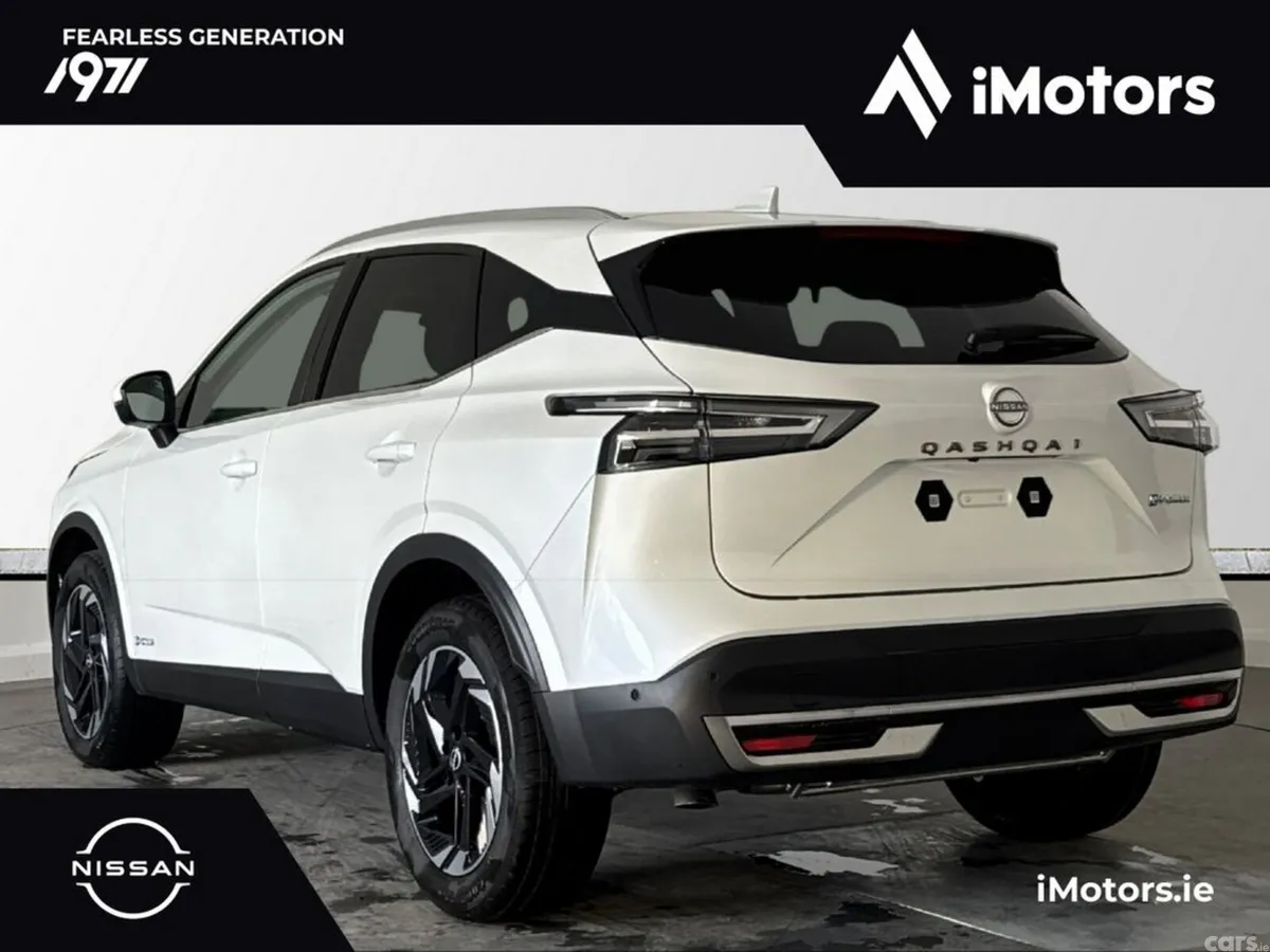 Nissan Qashqai SUV, Petrol Hybrid, 2027, White
