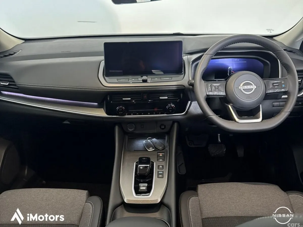 Nissan Qashqai SUV, Petrol Hybrid, 2027, White