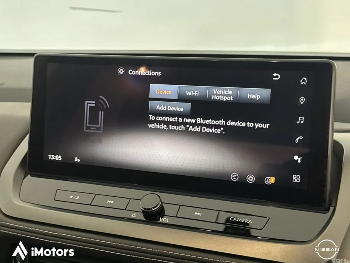 Nissan Qashqai SUV, Petrol Hybrid, 2027, White